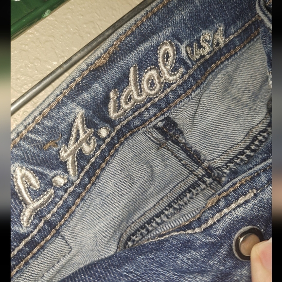 LA Idol Distressed Bling Jeans - Picture 5 of 6